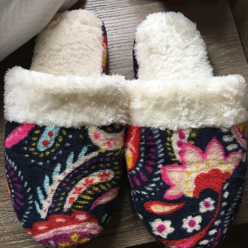 Vera Bradley slippers